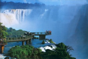 mirador en las cataratas del iguazu